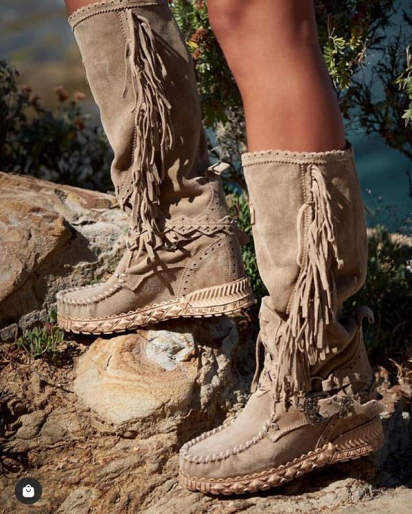 Squaw Silverstone Cream Wedge Moccasin Boots