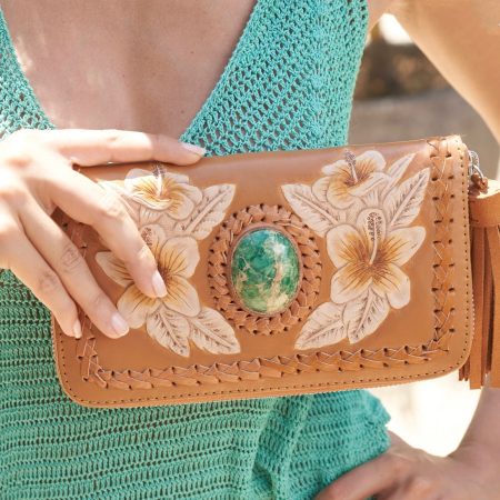 Hula Hibiscus wallet Light Tan